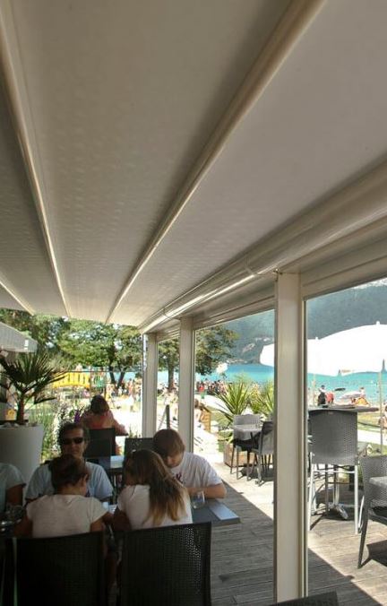 motorized-louvered-pergolas 